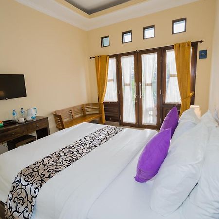 Mae Mae Beach House Batununggul Eksteriør billede