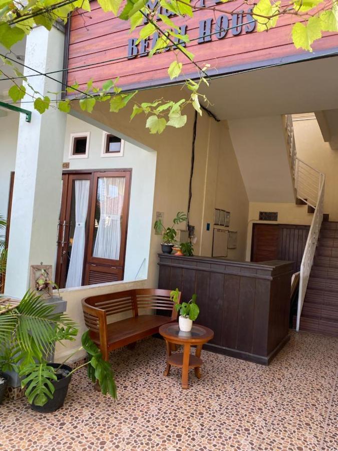 Mae Mae Beach House Batununggul Eksteriør billede